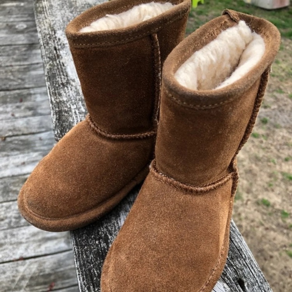 Toddler 7 bearpaws Boots GUC